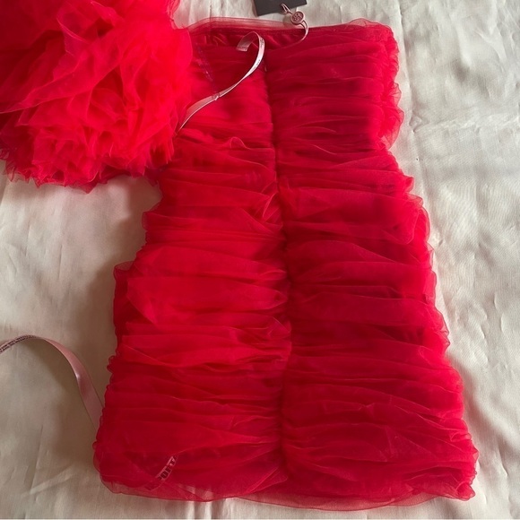 NEW! House of CB- Noelle Scarlet Mini Dress Red Ruffle Ball One Sleeve Size S - Picture 9 of 10